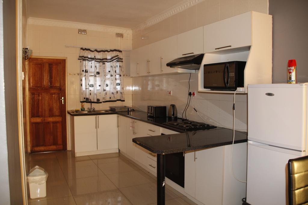 Asante Apartments Ливингстън Екстериор снимка