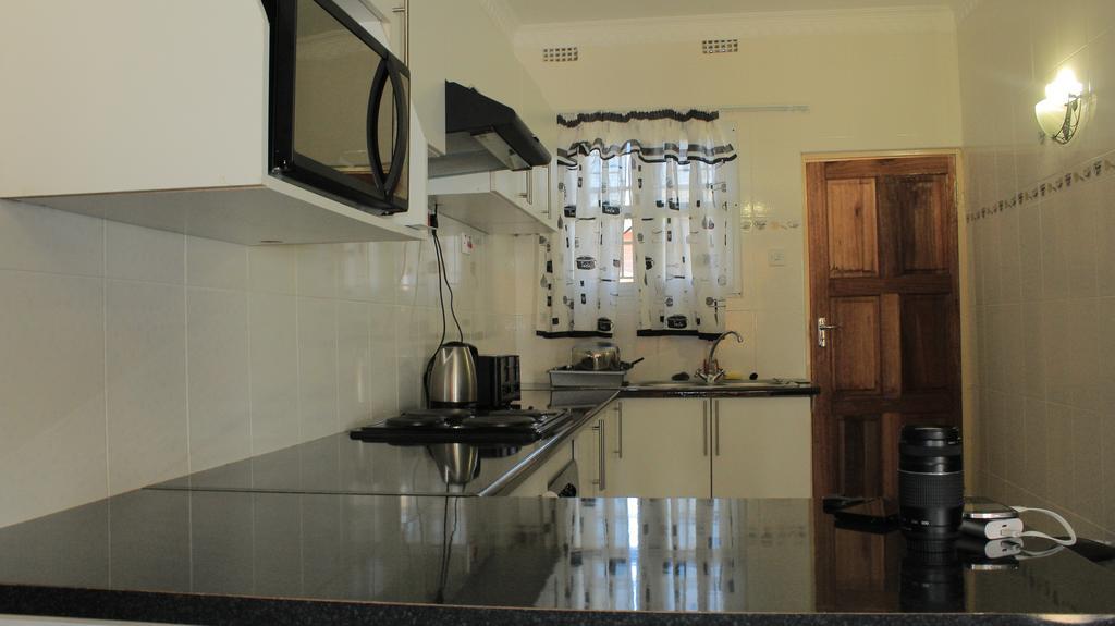 Asante Apartments Ливингстън Екстериор снимка
